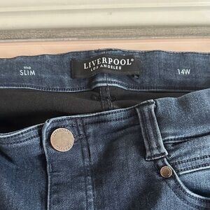 Liverpool Jeans Company Women's Straight Leg Jeans - Dark Blue